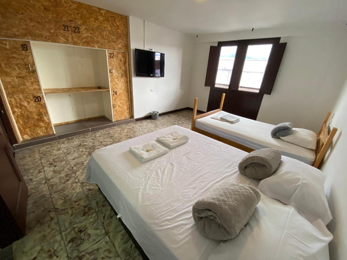 Les Balcons Hostel Popayan Extérieur photo